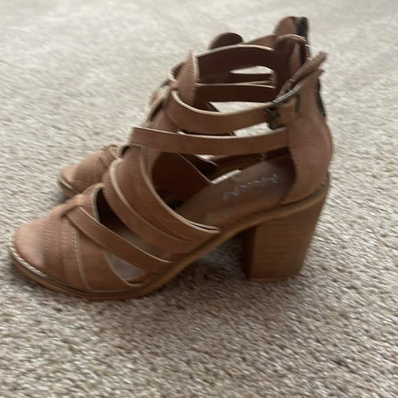 Wedge Sandals - Picture 2 of 4